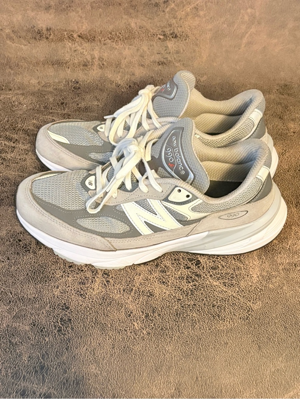 New Balance 990v6 - grey/white - men’s 10.5 - no box